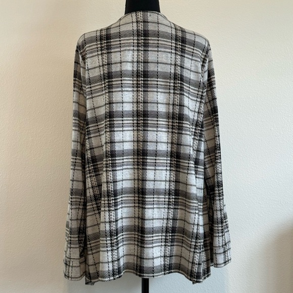 Torrid~ Women’s Open Drape Knit Cardigan With Adjustable Sleeve Plaid Size 1X - Picture 4 of 9